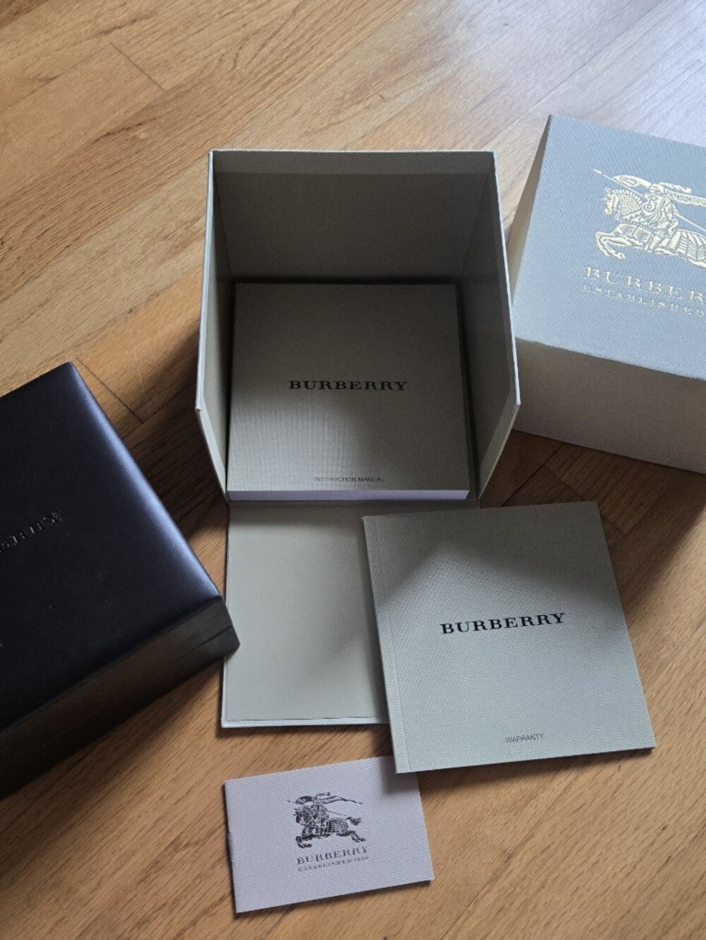 Burberry Beige Gift Box Set - Men's Accessories Packaging